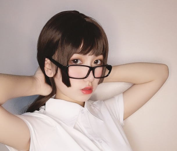 图片[1]-网红芋圆侑子cos写真集套图-长游分享网