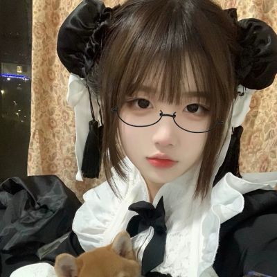 ins风温柔女生头像，无法形容是多少的美-头像分享社区-美化专区-长游分享网