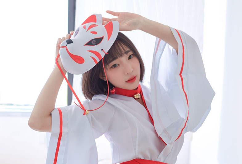 图片[1]-ArtGravia姜仁卿cos狐猫女郎写真-长游分享网