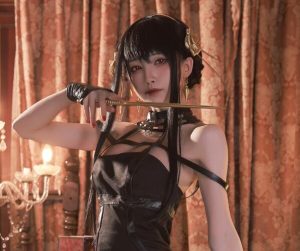 水淼aqua cos约尔写真合集-长游分享网