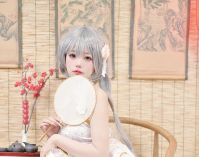 咬一口兔娘cos写真合集二-长游分享网