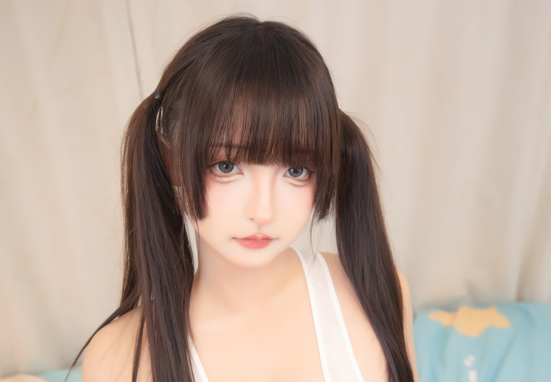 神楽坂真冬cos黑兔护士+梦幻裸足+伸展少女写真+视频-长游分享网